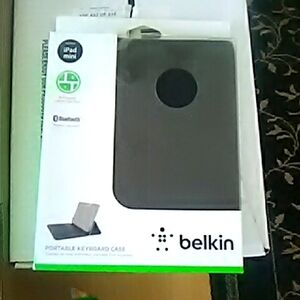 Portable mini key board case NWOT